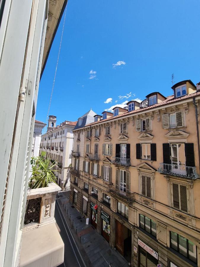 Nel Cuore Del Centro Storico Turin Bagian luar foto