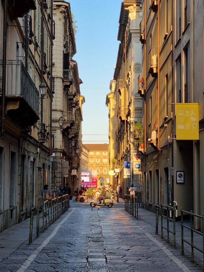 Nel Cuore Del Centro Storico Turin Bagian luar foto